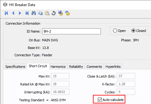 Se muestra la casilla de verificación Cálculo automático en el cuadro de diálogo Datos de interruptor automático de AT para un interruptor ANSI.